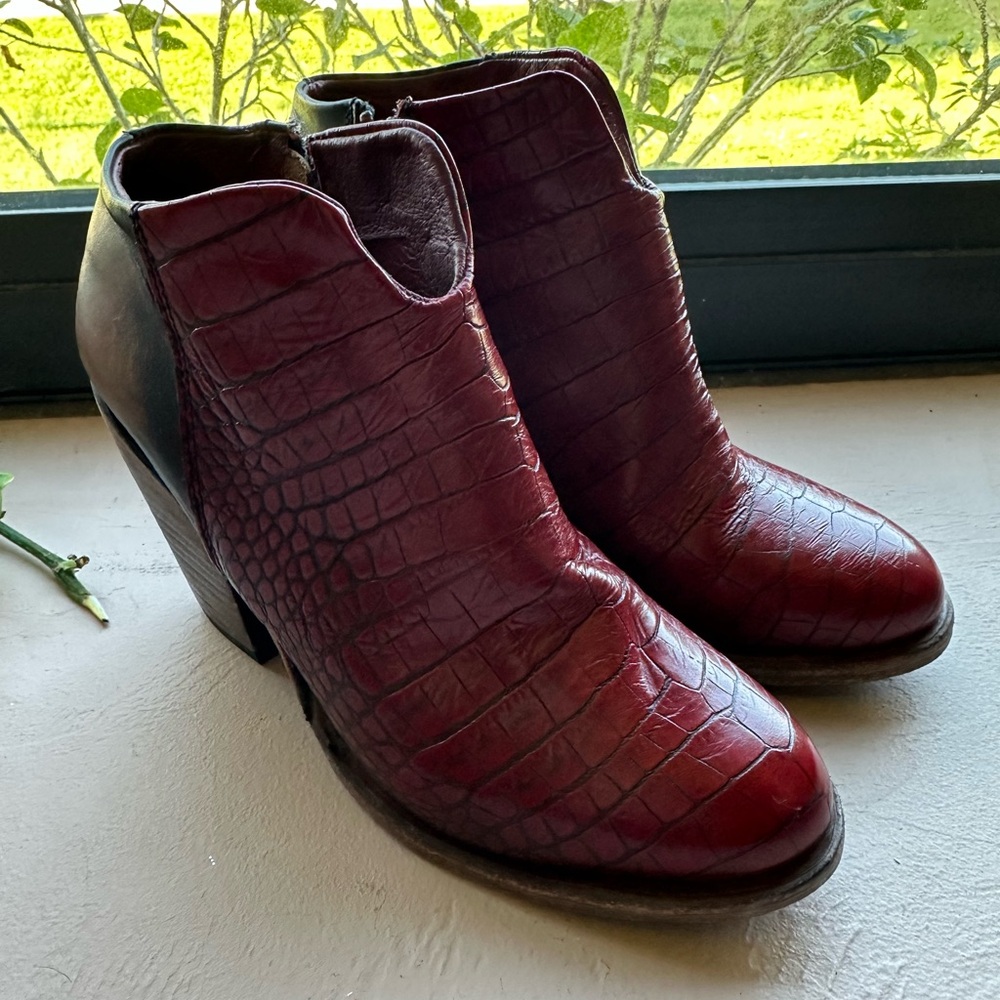 Freebird Red and Brown Ankle Boots - Picture 3 of 13